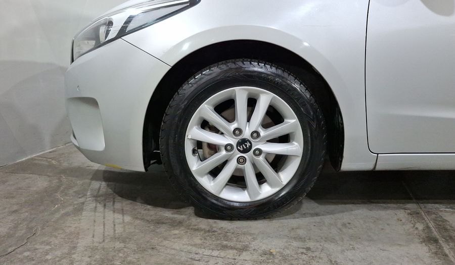 Kia Forte 2.0 EX Hatchback 2018