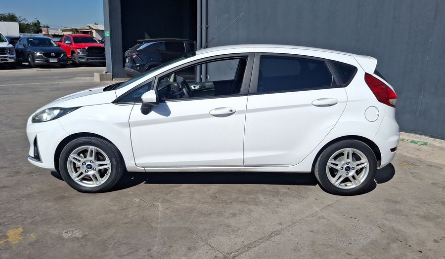 Ford Fiesta 1.6 S PLUS HB Hatchback 2018