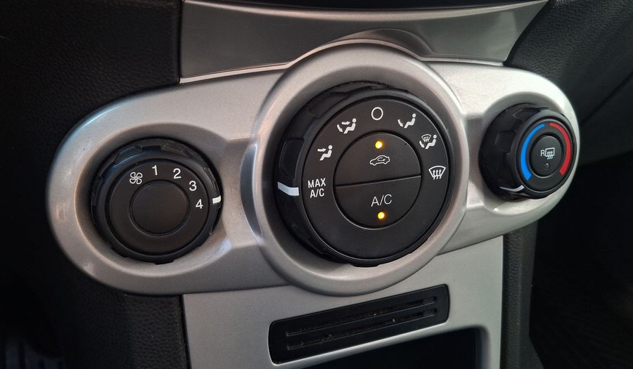 Ford Fiesta 1.6 S PLUS HB Hatchback 2018