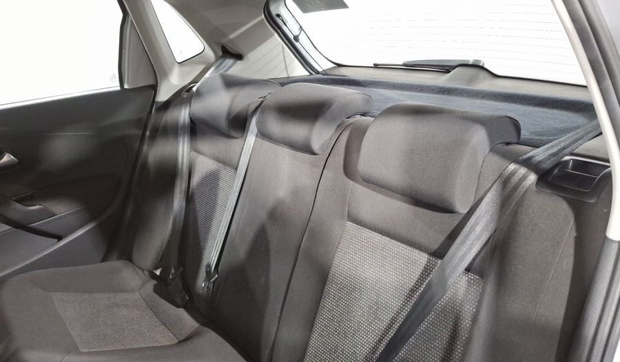 Volkswagen Polo 1.6 MT Hatchback 2016