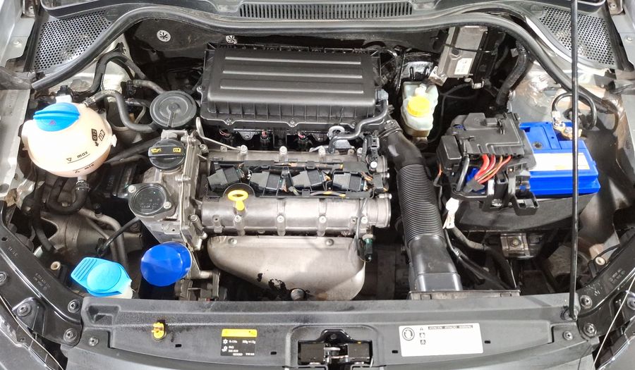 Volkswagen Polo 1.6 MT Hatchback 2016