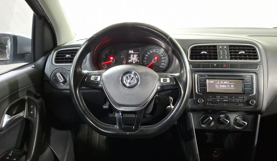 Volkswagen Polo 1.6 MT Hatchback 2016