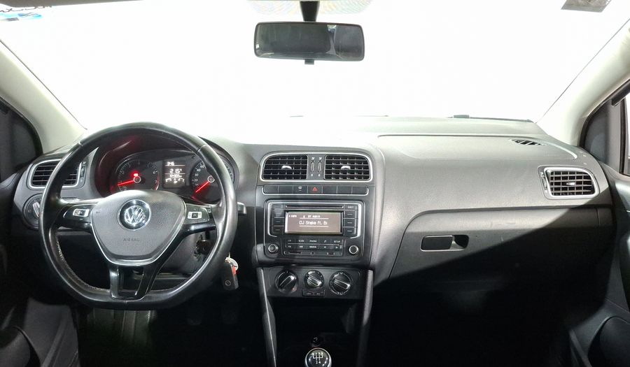 Volkswagen Polo 1.6 MT Hatchback 2016