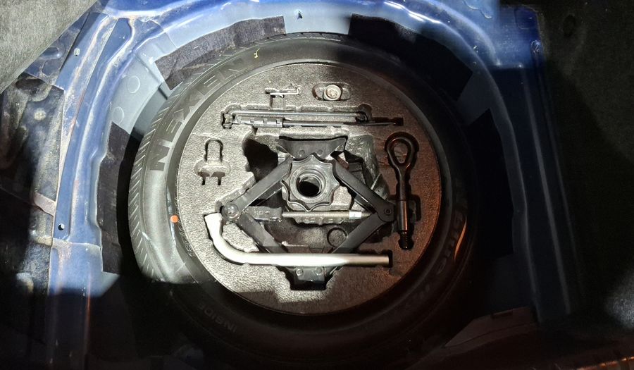 Seat Ibiza 1.6 STYLE Hatchback 2021