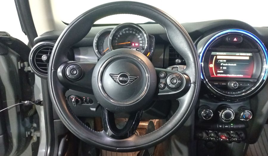 Mini Cooper 1.5 COOPER SALT DCT Hatchback 2020