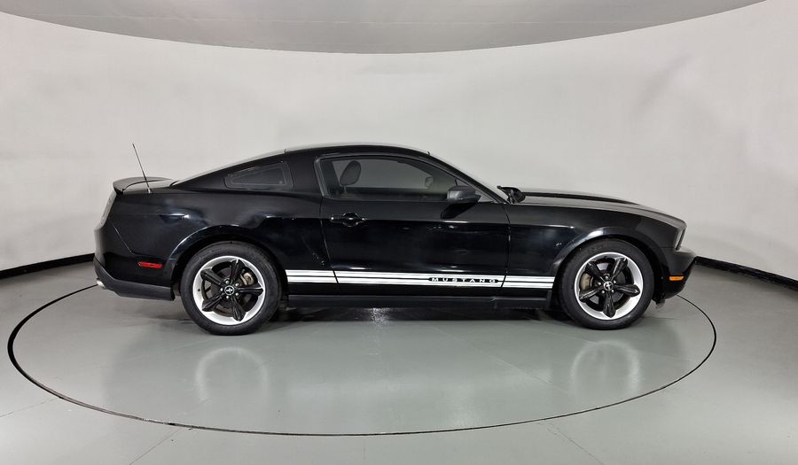 Ford Mustang 3.7 COUPE LUJO V6 AT TELA Coupe 2012