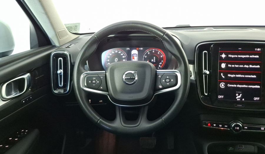 Volvo Xc40 2.0 T4 MOMENTUM AUTO Suv 2021