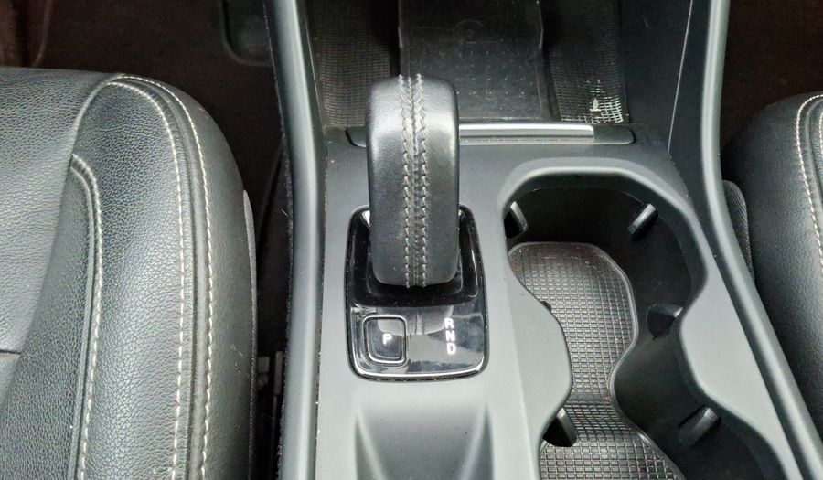 Volvo Xc40 2.0 T4 MOMENTUM AUTO Suv 2021