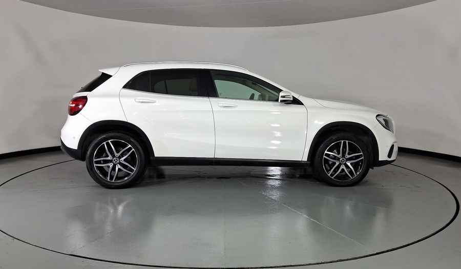 Mercedes Benz Clase Gla 1.6 GLA 200 SPORT DCT Suv 2020