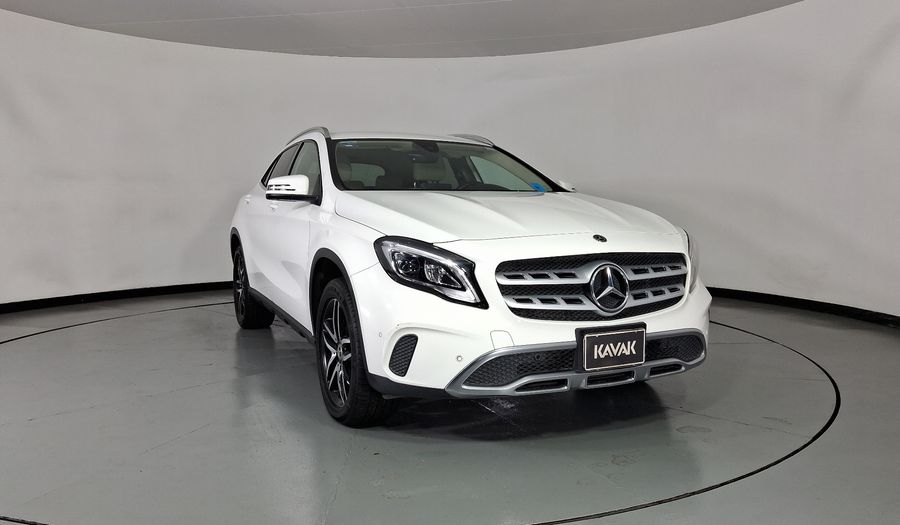Mercedes Benz Clase Gla 1.6 GLA 200 SPORT DCT Suv 2020