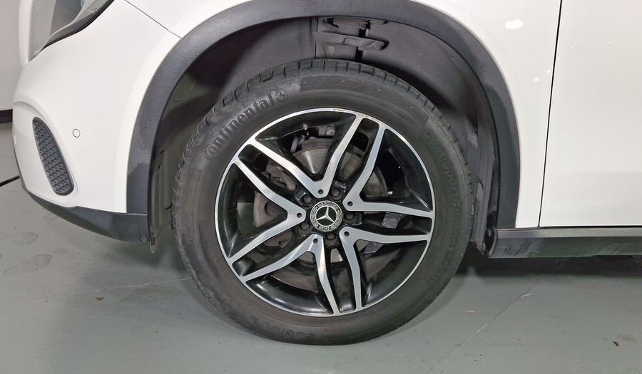 Mercedes Benz Clase Gla 1.6 GLA 200 SPORT DCT Suv 2020