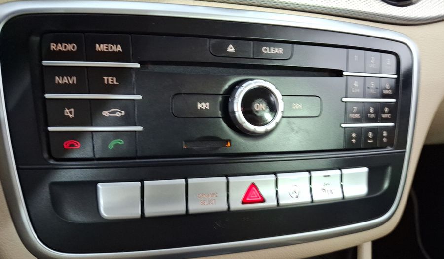 Mercedes Benz Clase Gla 1.6 GLA 200 SPORT DCT Suv 2020