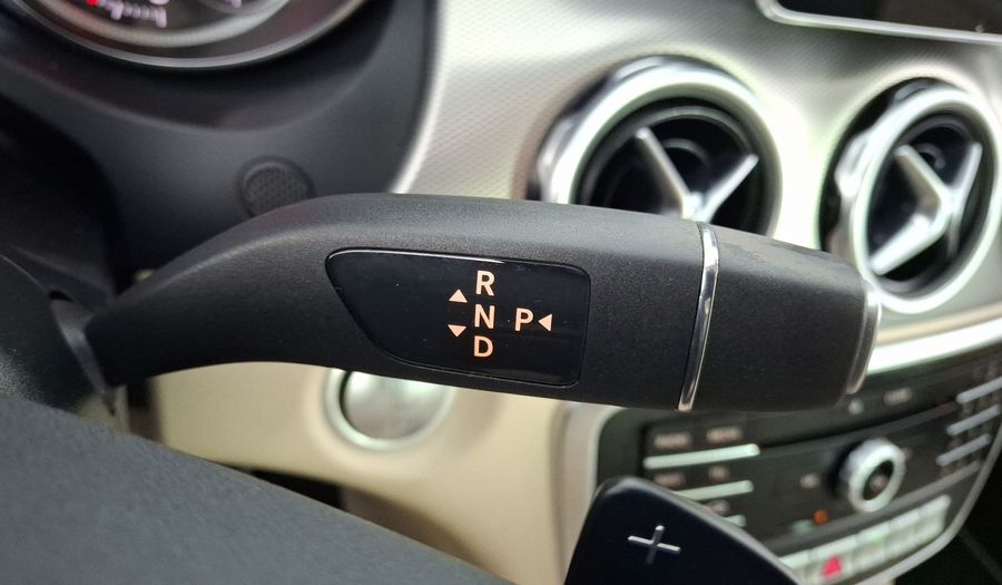 Mercedes Benz Clase Gla 1.6 GLA 200 SPORT DCT Suv 2020