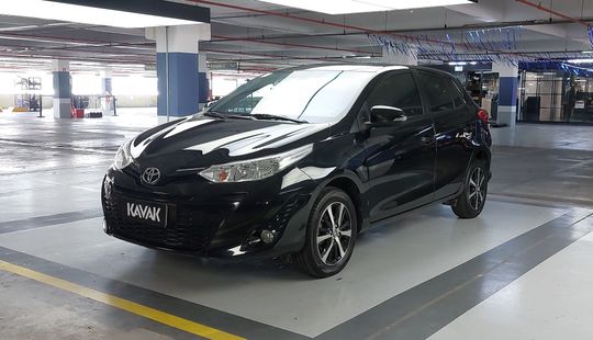 Toyota • Yaris