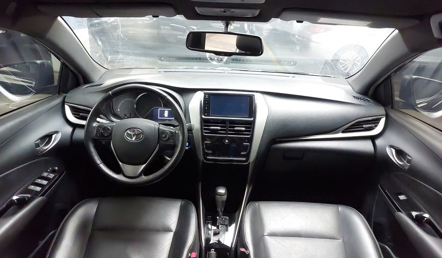 Toyota Yaris 1.5 XS CONNECT CVT Hatchback 2022