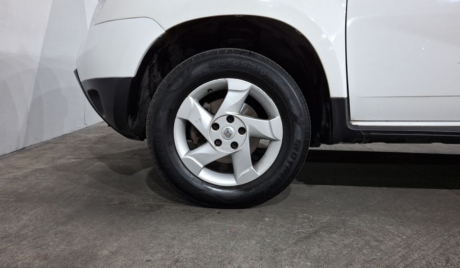 Renault Duster 2.0 DYNAMIQUE MEDIA NAV MT Suv 2015