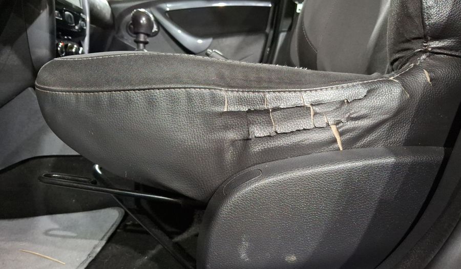 Renault Duster 2.0 DYNAMIQUE MEDIA NAV MT Suv 2015