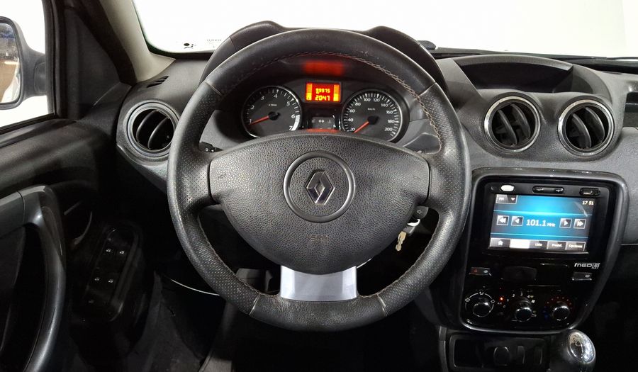 Renault Duster 2.0 DYNAMIQUE MEDIA NAV MT Suv 2015