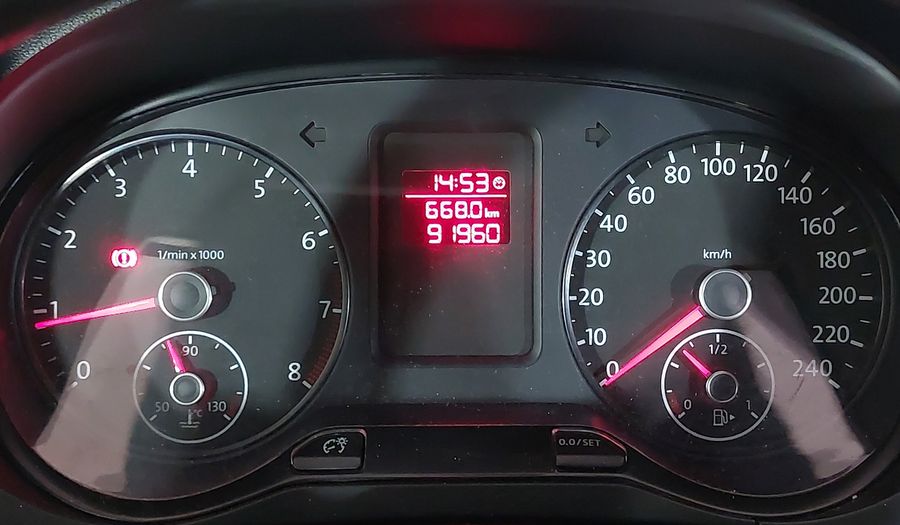 Volkswagen Fox 1.6 MI TREND FLEX Hatchback 2013