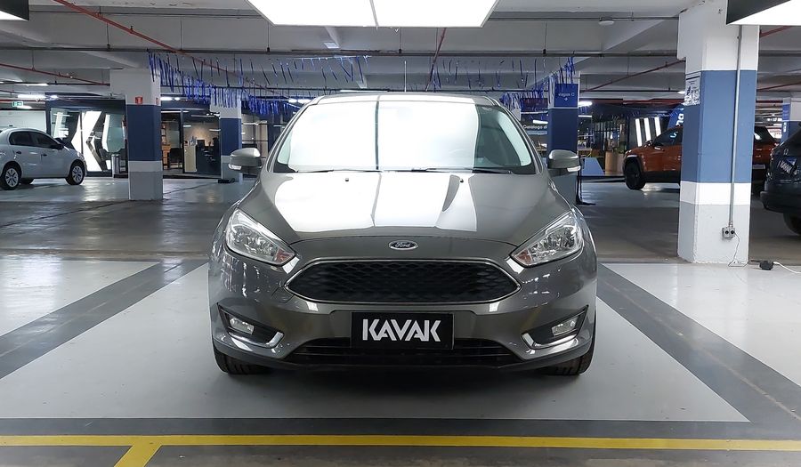Ford Focus 2.0 SE PLUS AT Hatchback 2017