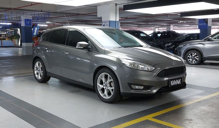 Ford Focus 2.0 SE PLUS AT Hatchback 2017