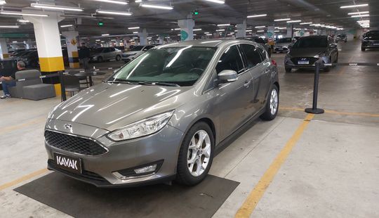Ford • Focus