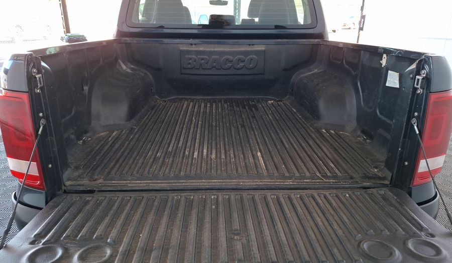 Volkswagen Amarok 2.0 TDI 180CV COMFORTLINE 4X2 Pickup 2017