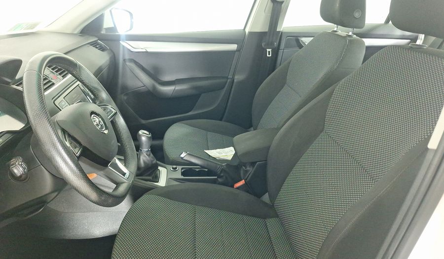 Skoda Octavia 1.4 TSI AMBIENTE Sedan 2016