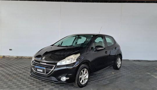 Peugeot • 208