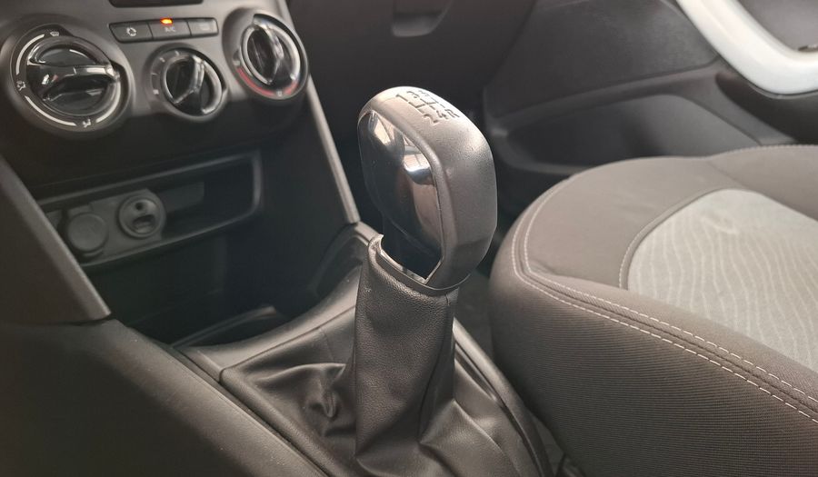 Peugeot 208 1.5 ALLURE TOUCHSCREEN Hatchback 2016