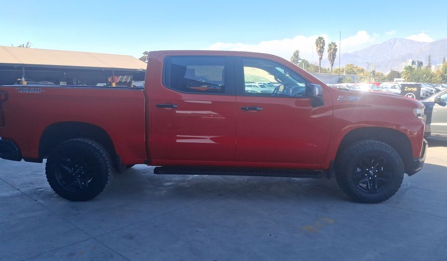 Chevrolet Silverado 5.3 AUTO LT TRAIL BOSS DC 4WD Pickup 2022