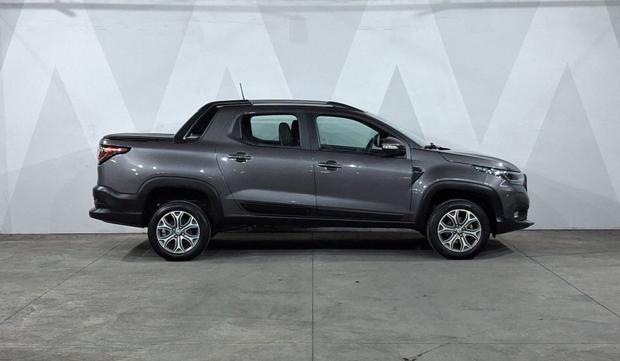 Ram 700 1.3 LARAMIE CREW CAB Pickup 2023