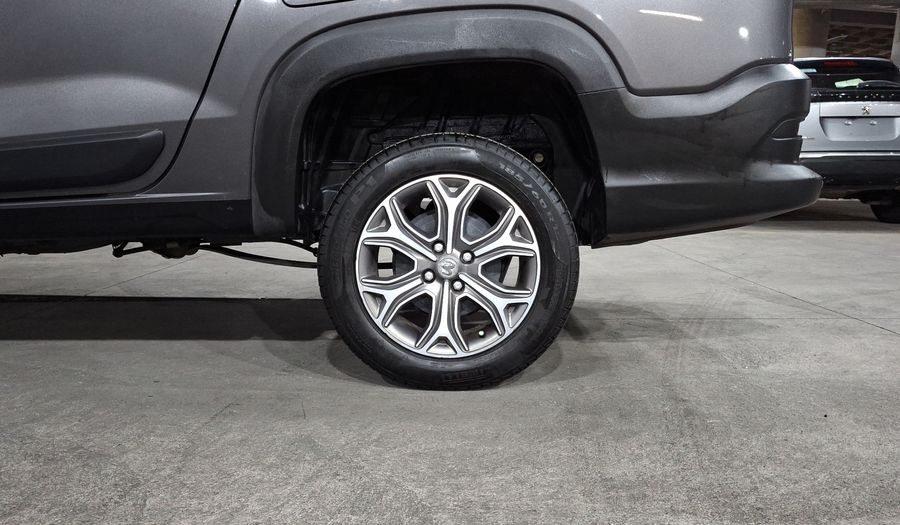 Ram 700 1.3 LARAMIE CREW CAB Pickup 2023