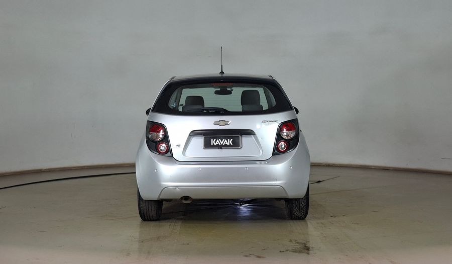 Chevrolet Sonic 1.6 Hatchback 2014