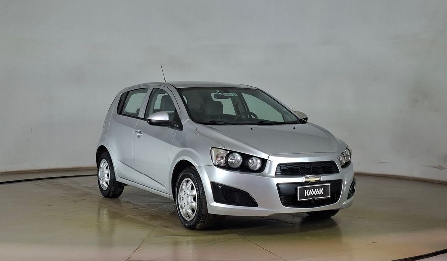 Chevrolet Sonic 1.6 Hatchback 2014