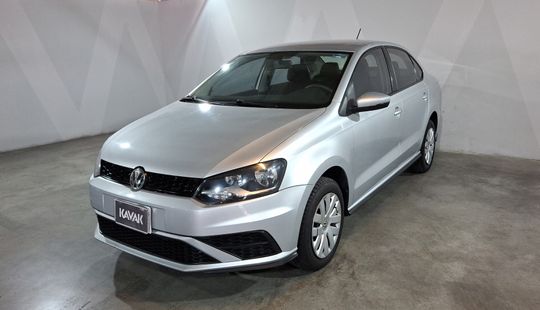 Volkswagen • Vento