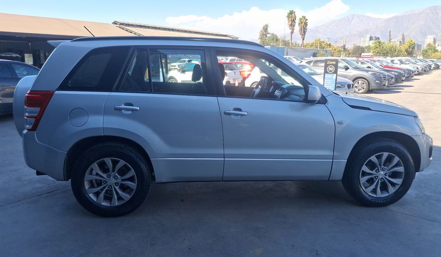 Suzuki Grandnomade 2.4 GLX SPORT Suv 2014