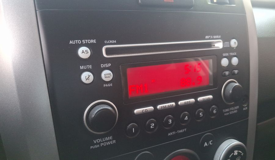 Suzuki Grandnomade 2.4 GLX SPORT Suv 2014