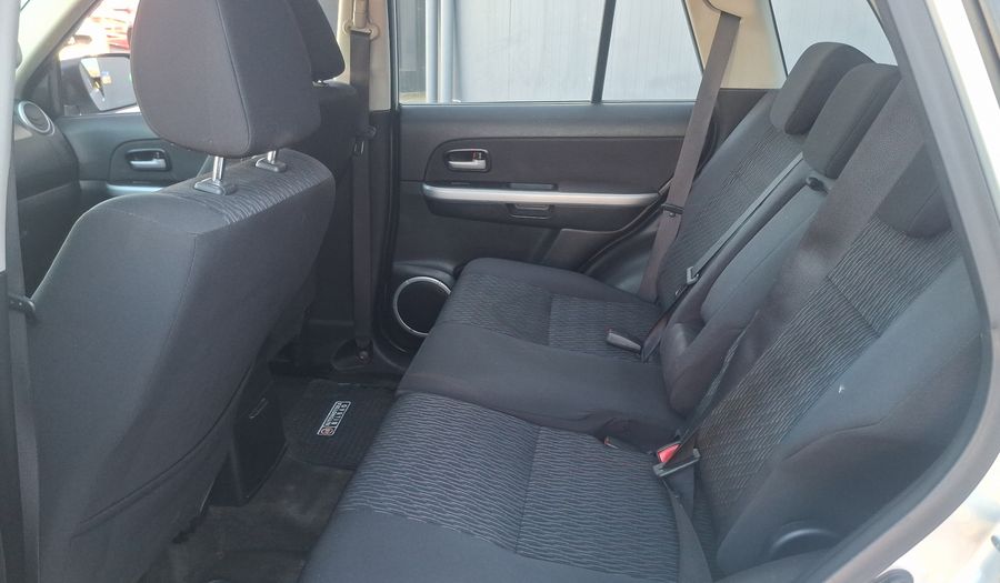 Suzuki Grandnomade 2.4 GLX SPORT Suv 2014