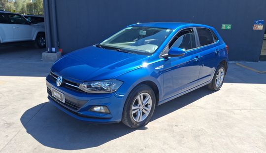Volkswagen • Polo