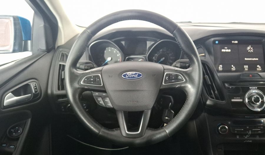 Ford Focus 2.0 SE MT Hatchback 2016