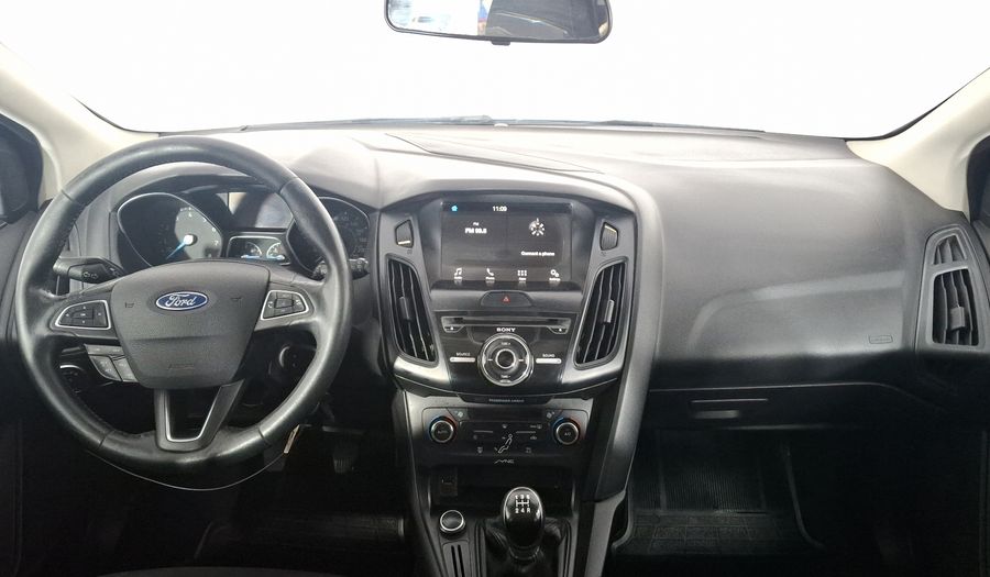 Ford Focus 2.0 SE MT Hatchback 2016