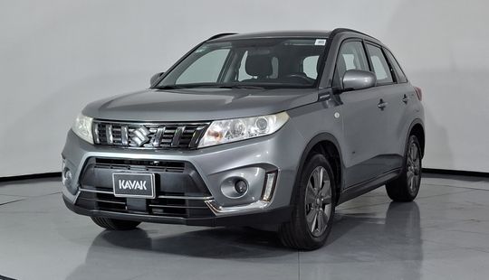 Suzuki • Vitara