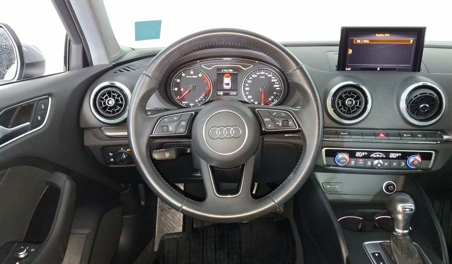 Audi A3 1.4 35 SELECT DCT Sedan 2019