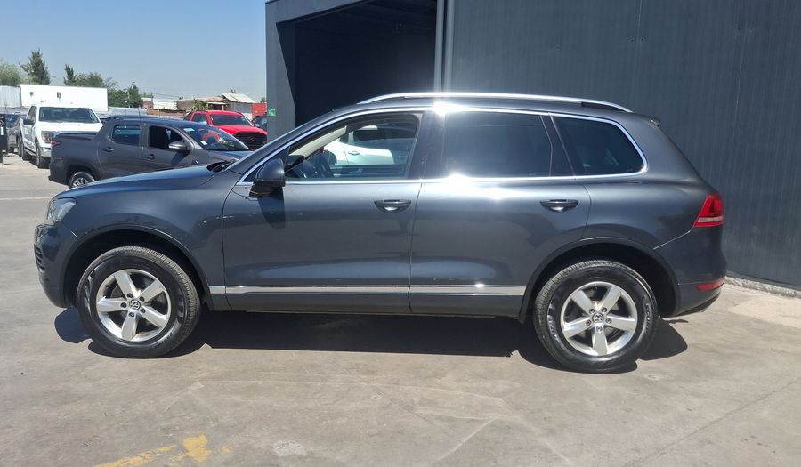 Volkswagen Touareg 3.0 TDI V6 AUTO 4WD Suv 2015