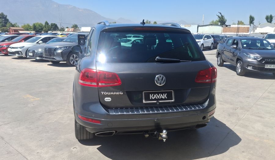 Volkswagen Touareg 3.0 TDI V6 AUTO 4WD Suv 2015