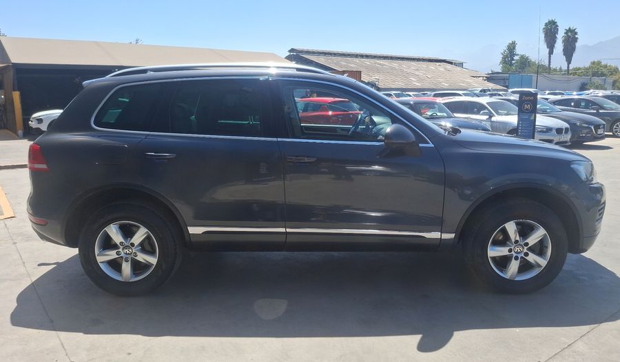 Volkswagen Touareg 3.0 TDI V6 AUTO 4WD Suv 2015