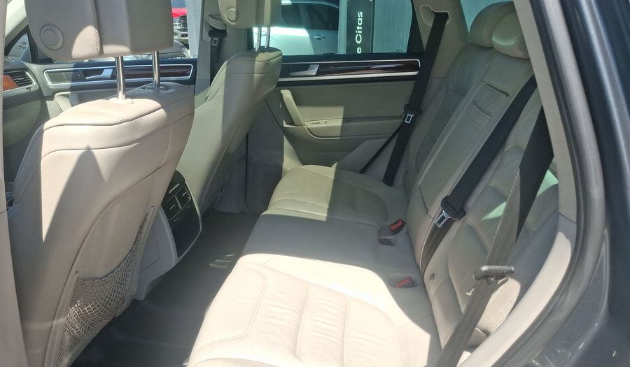 Volkswagen Touareg 3.0 TDI V6 AUTO 4WD Suv 2015