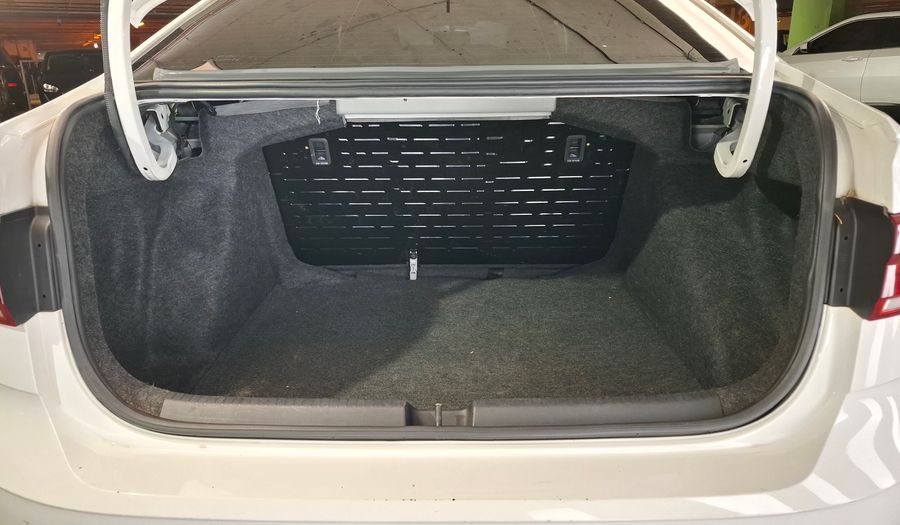 Volkswagen Virtus 1.6 MSI TRENDLINE MY21 Sedan 2021