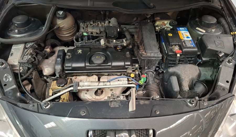 Peugeot 207 1.4 XR COMPACT Sedan 2011